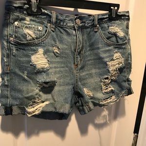 Distressed hipster jean shorts